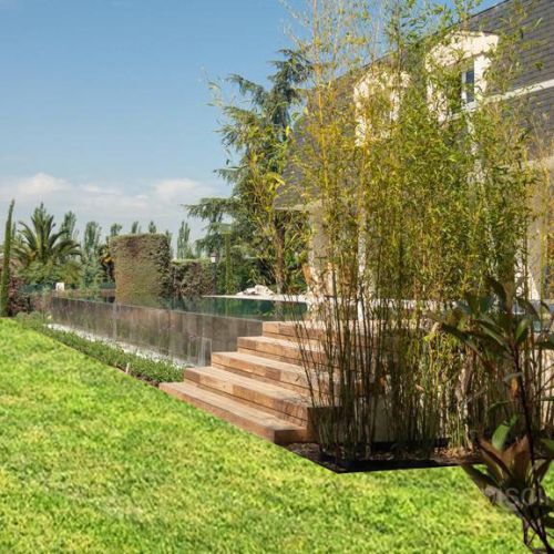 Casa de lujo, jardín perfecto y piscina de diseño.